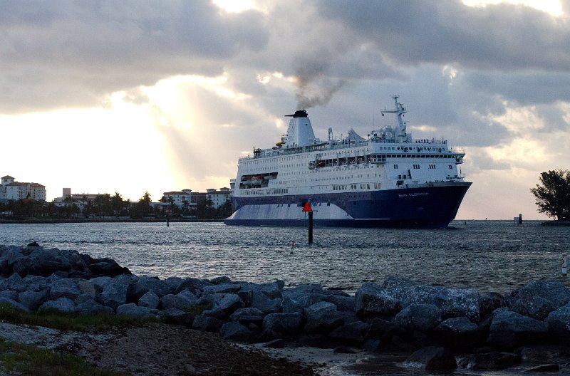 FL479S_2013 (21).jpg